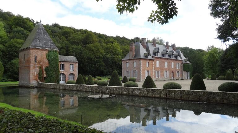Château d’Imbleville: A Late-Medieval Seigneurial Residence in France