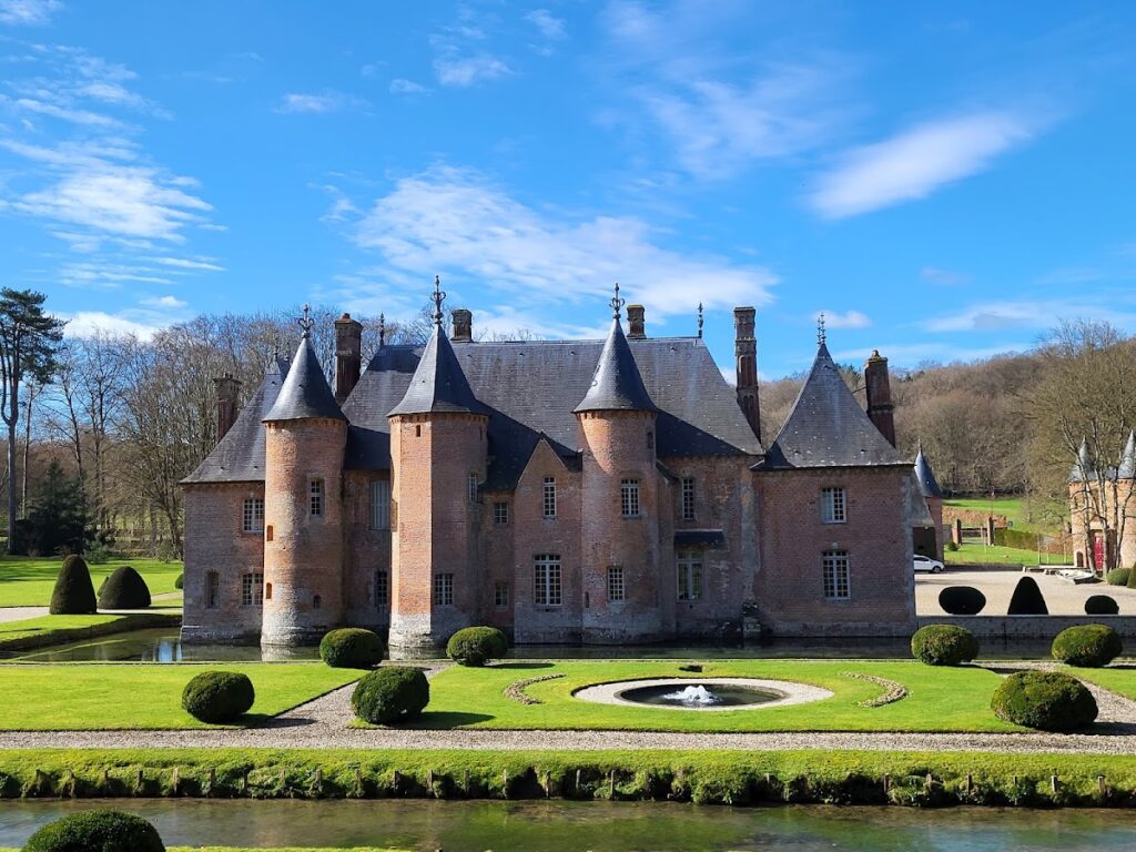 Château d'Imbleville: A Late-Medieval Seigneurial Residence in France 2 Château d'Imbleville