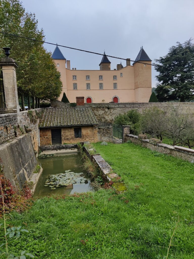 Château de la Barollière: Medieval fortress and later country house in Limonest