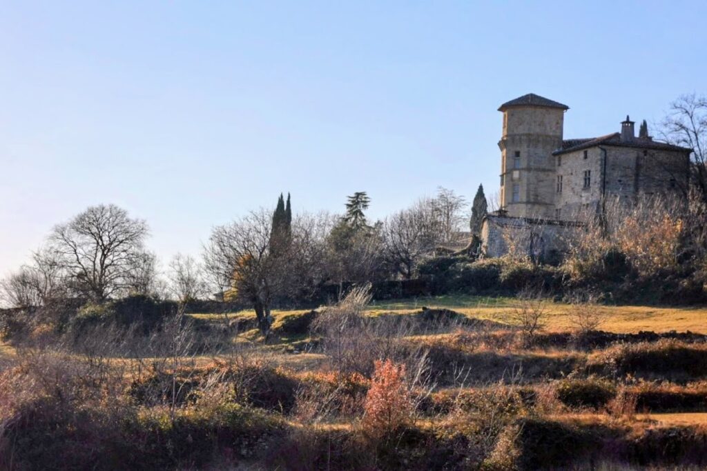 Château de Versas: A Renaissance Château in Sanilhac, France 1 Château de Versas