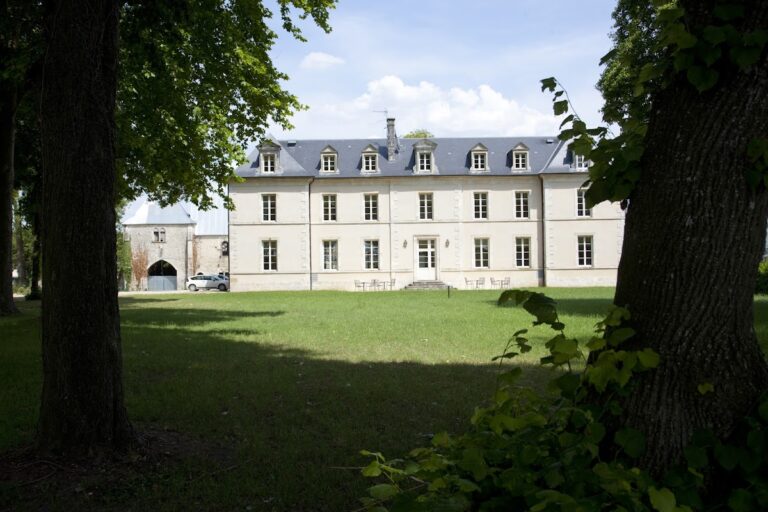 Château de Lazenay: A Medieval Fortified Residence near Bourges