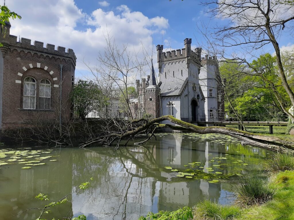 Stapelen Castle: A Moated Castle and Former Assumptionist Monastery in the Netherlands 4 Stapelen Castle