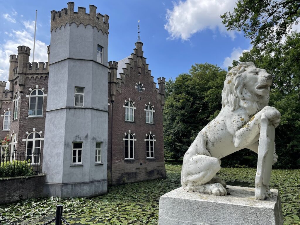 Stapelen Castle: A Moated Castle and Former Assumptionist Monastery in the Netherlands 5 Stapelen Castle