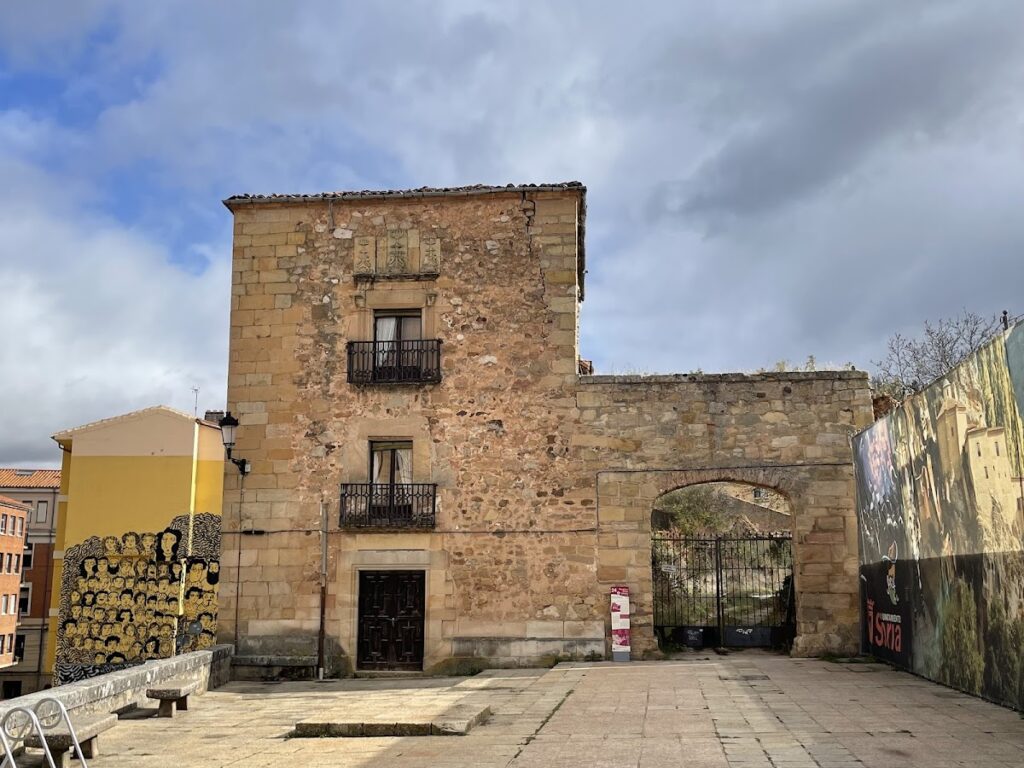 Palacio de los Beteta: A Fifteenth-Century Fortified House in Soria 1 Palacio de los Beteta