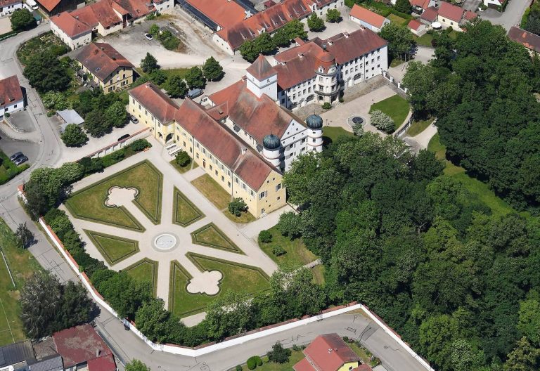 Schloss Alteglofsheim: A Bavarian Manor House and Music Academy
