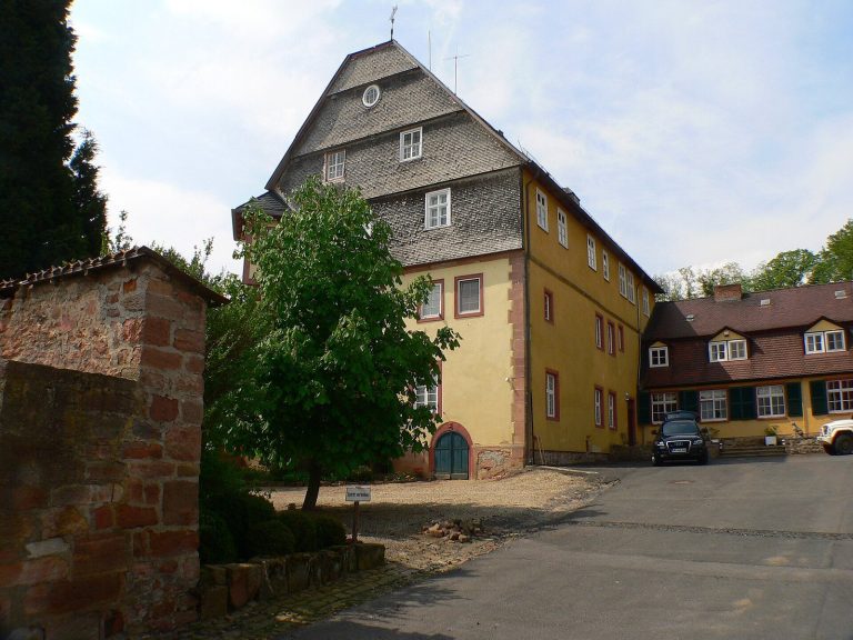 Schloss Willingshausen: A Baroque Manor House and Family Seat in Germany