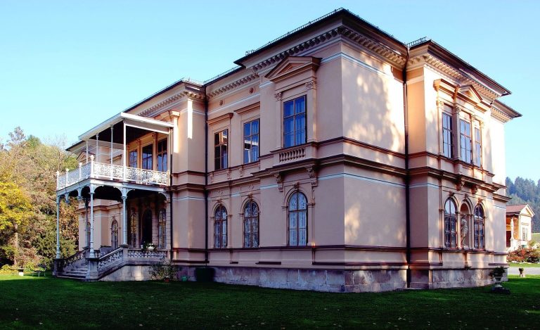 Schlossanlage Rottenstein, Sankt Georgen am Längsee: A Historicist Country Estate in Austria