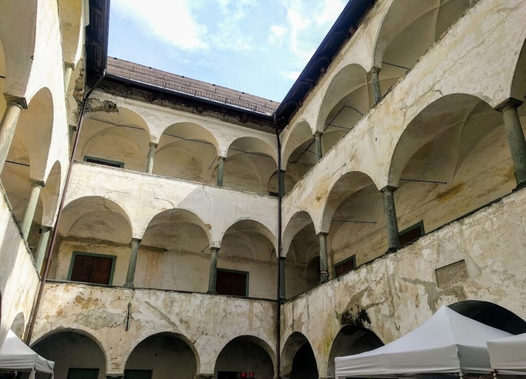 Schloss Grafenstein: A Baroque and Neoclassical Castle in Austria 4 Schloss Grafenstein