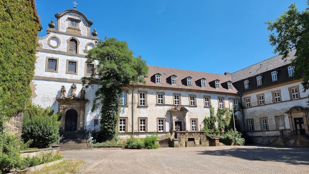 Schloss Ringelheim: Former Monastery and Baroque Castle in Germany 2 Schloss Ringelheim