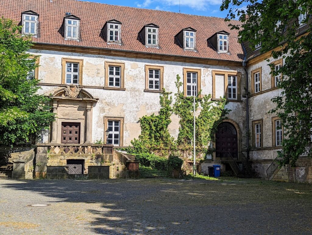 Schloss Ringelheim: Former Monastery and Baroque Castle in Germany 5 Schloss Ringelheim