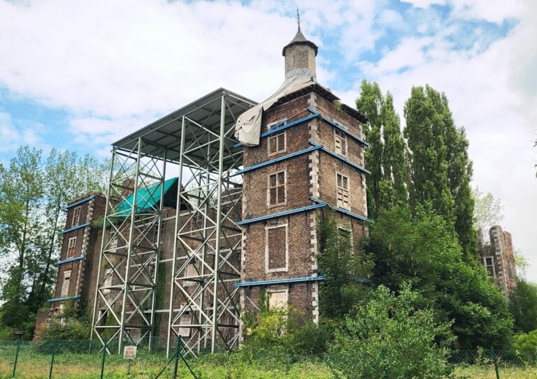 Farciennes Castle: A Seventeenth-Century Aristocratic Residence in Belgium