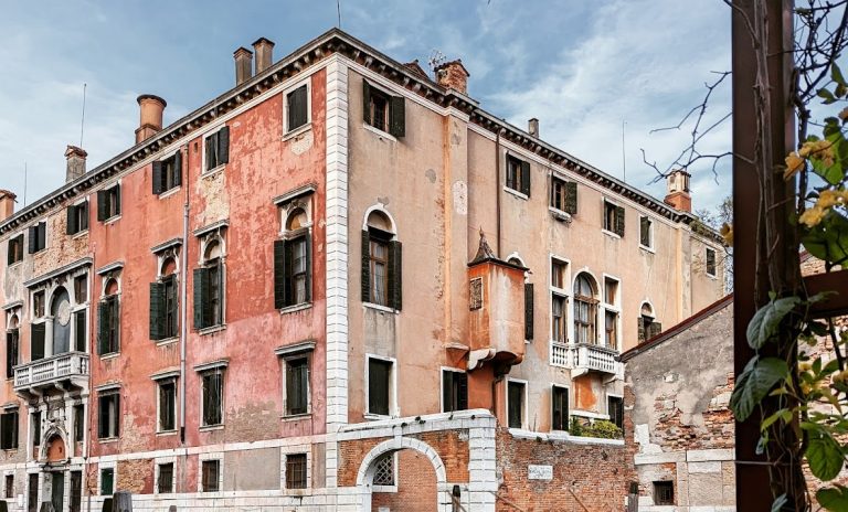Palazzo Donà dalle Rose: A Baroque Venetian Palace and Contemporary-Art Venue