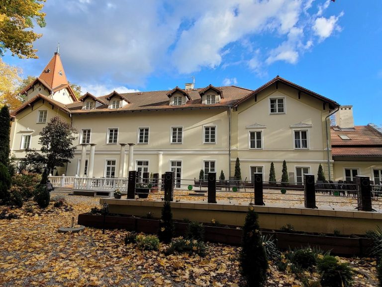 Kobylin Palace: An Eclectic Residence in Poland