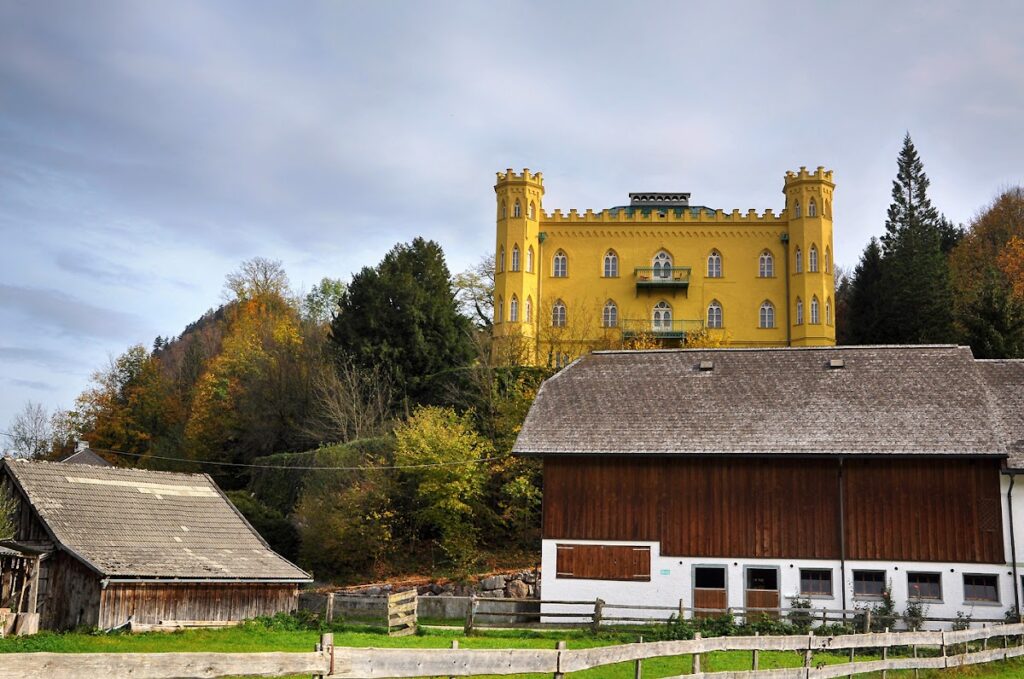Schloss Hüttenstein: A Neo-Gothic Manor Residence in Austria 1 Schloss Hüttenstein