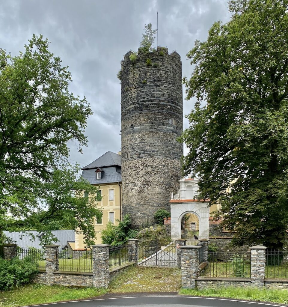 Schloss Starý Hrozňatov