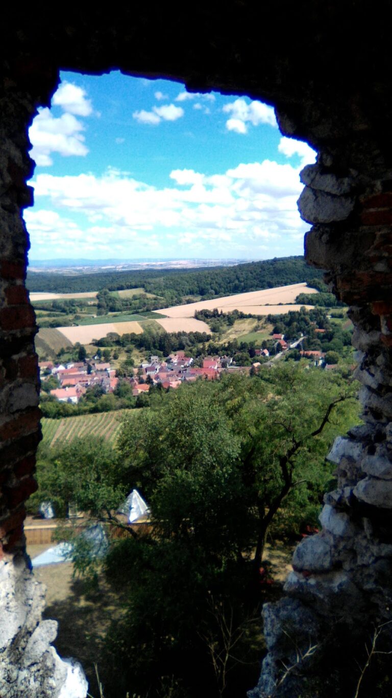 Schloss Fünfkirchen: A Late-Renaissance Castle in Austria