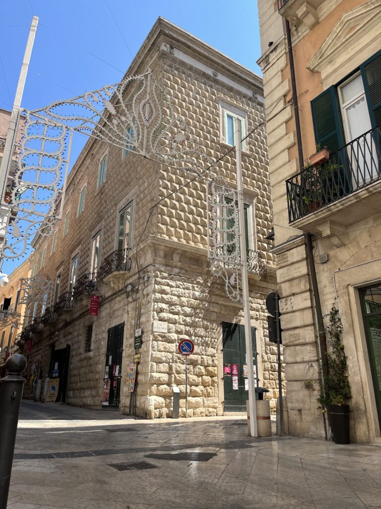 Palazzo Tupputi Schinosa: A Renaissance Palace in Bisceglie