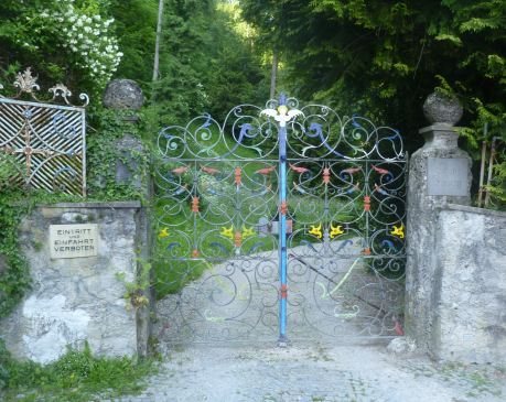 Schloss Fürberg: A Historic Castle Estate in Salzburg