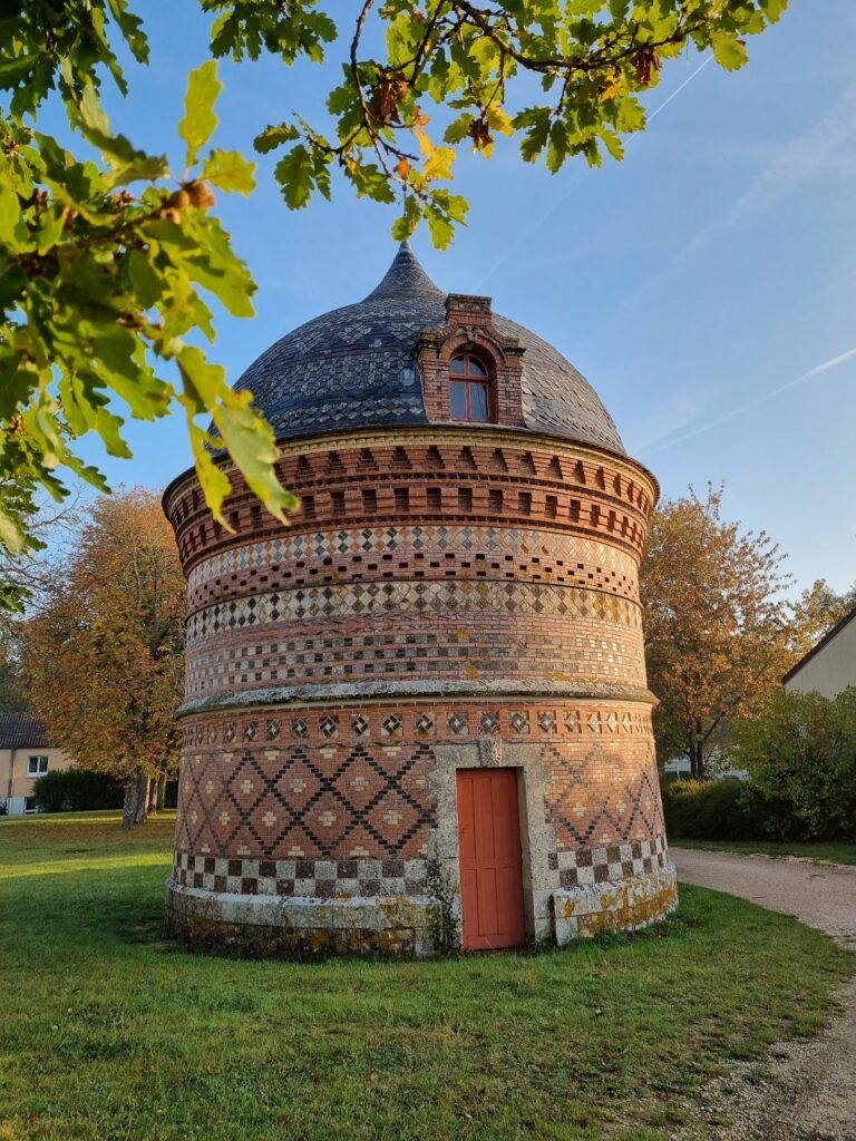 Château des Vaux: A Historic French Estate and Palace 4 Château des Vaux