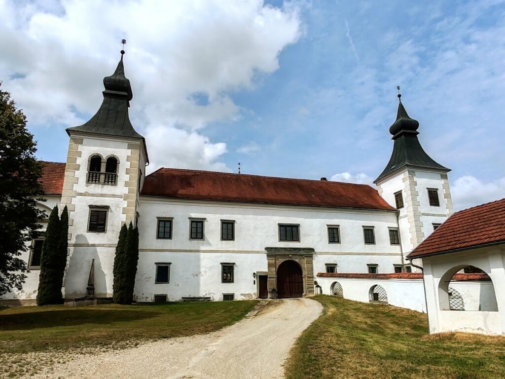 Schloss Salaberg: A Renaissance Château and Baroque Garden Estate in Austria 2 Schloss Salaberg