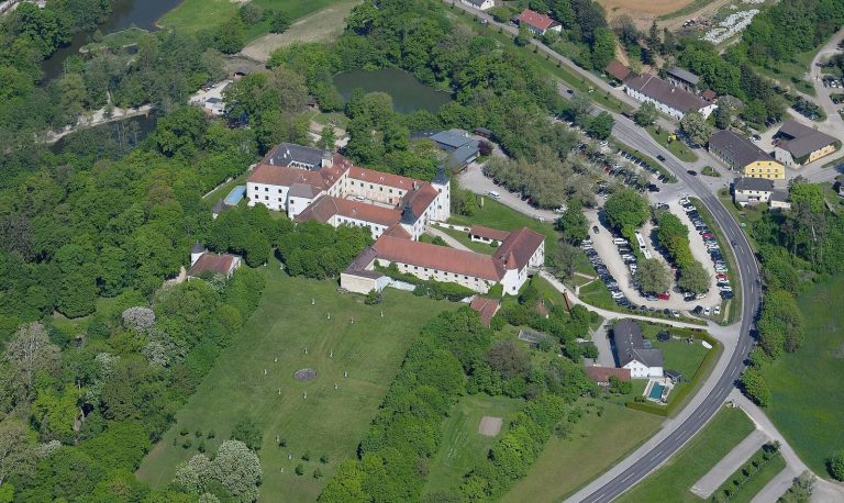 Schloss Salaberg: A Renaissance Château and Baroque Garden Estate in Austria