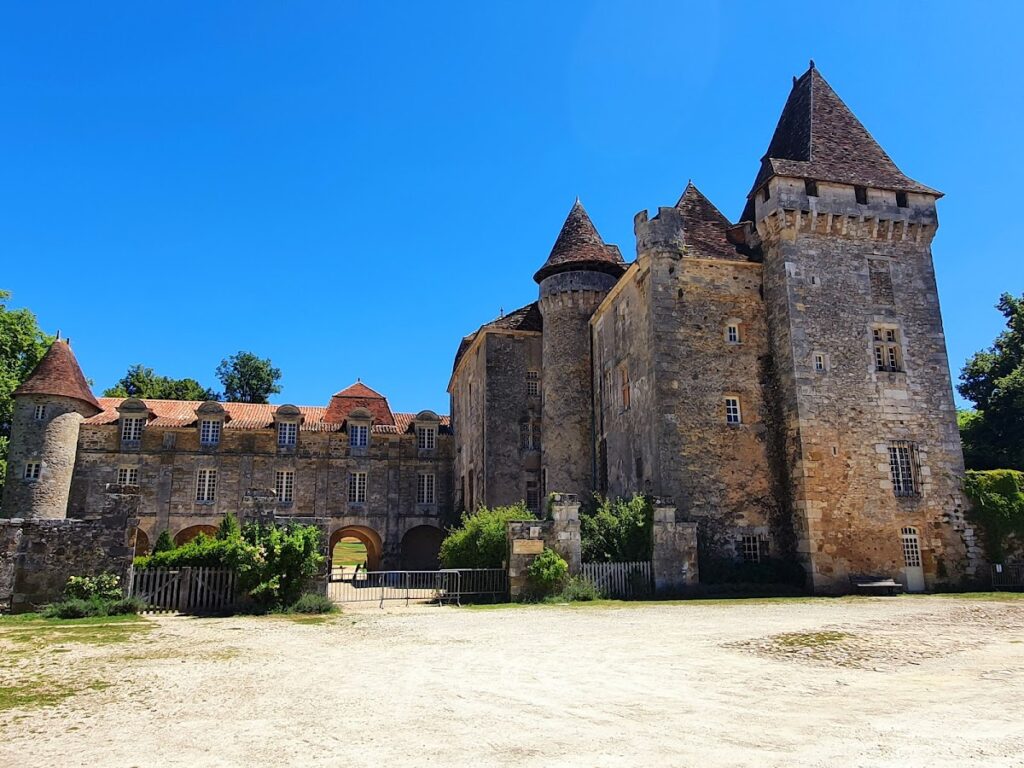 Château de la Marthonye: A Renaissance Château in France 1 Château de la Marthonye