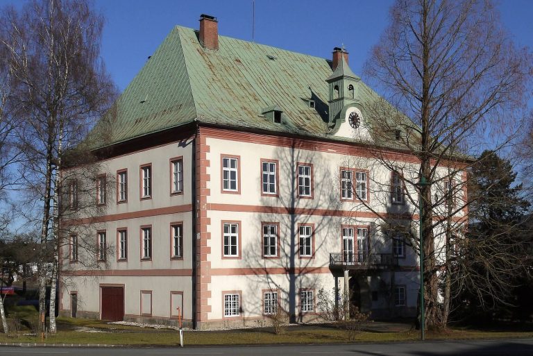 Schloss Frein: A Historic Castle and Estate Center in Austria