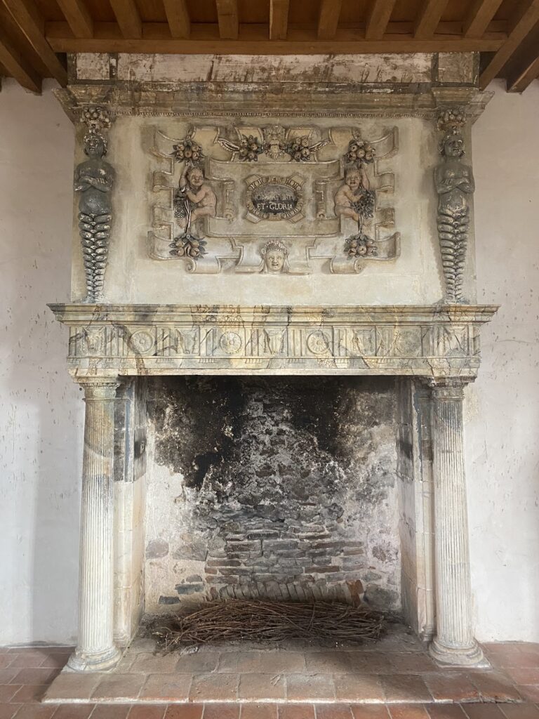 Château de Chareil-Cintrat