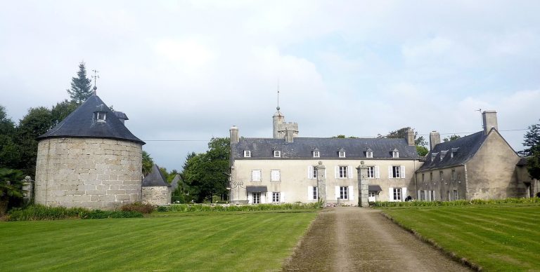 Manoir du Moros: A Fifteenth-Century Manor at Concarneau