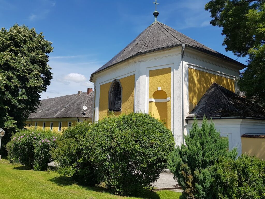 Schloss Marbach: A Medieval Castle Complex in Austria 1 Schloss Marbach