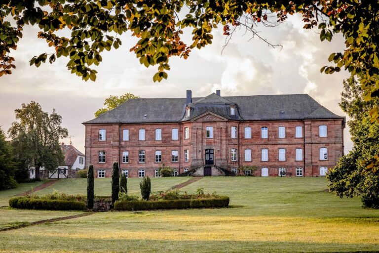 Trippstadt House: A Late-Baroque Manor House in Germany