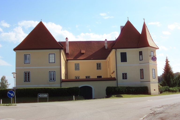 Schloss Silberegg: A Historic Castle in Austria