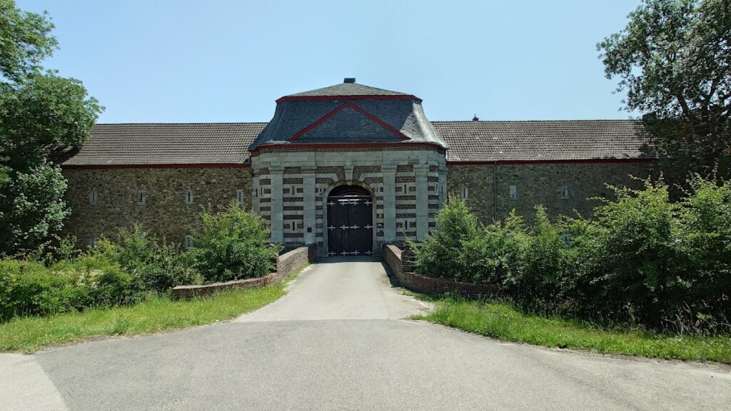 Haus Palant: Ancestral Castle of the Palant Family in Germany 2 Haus Palant