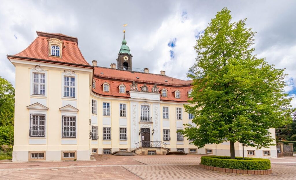 Schloss Reinhardtsgrimma: A Late Baroque Palace in Germany 2 Schloss Reinhardtsgrimma