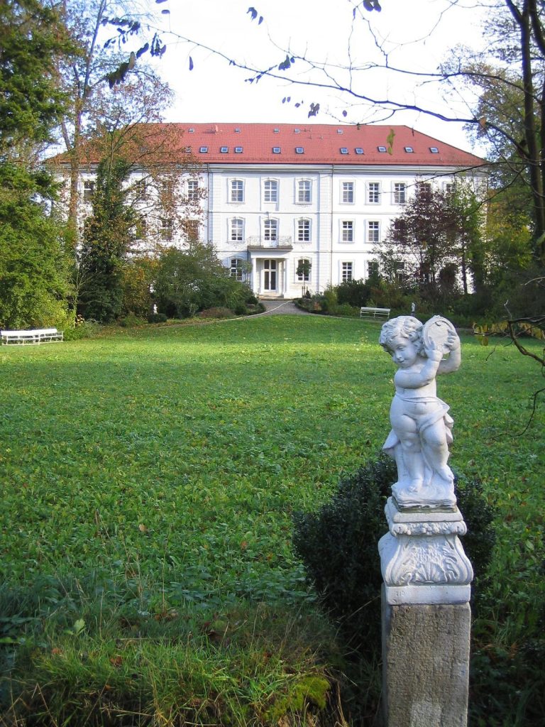 Schloss Messelhausen: A Baroque Castle Complex in Germany