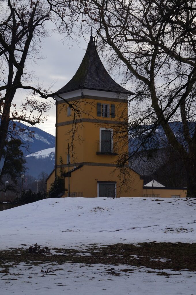 Schloss Fronburg: A Salzburg Country Palace in Austria 5 Schloss Fronburg