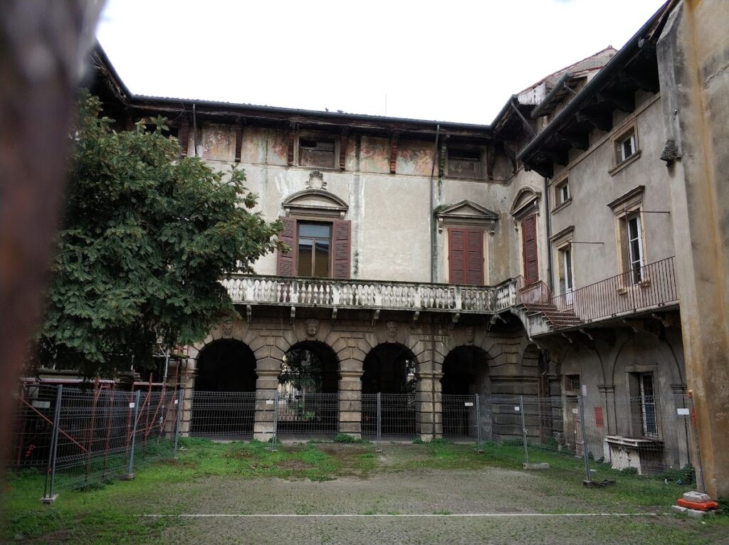 Palazzo Bocca Trezza: A Renaissance Palace and Textile-Production Complex in Verona 1 Palazzo Bocca Trezza