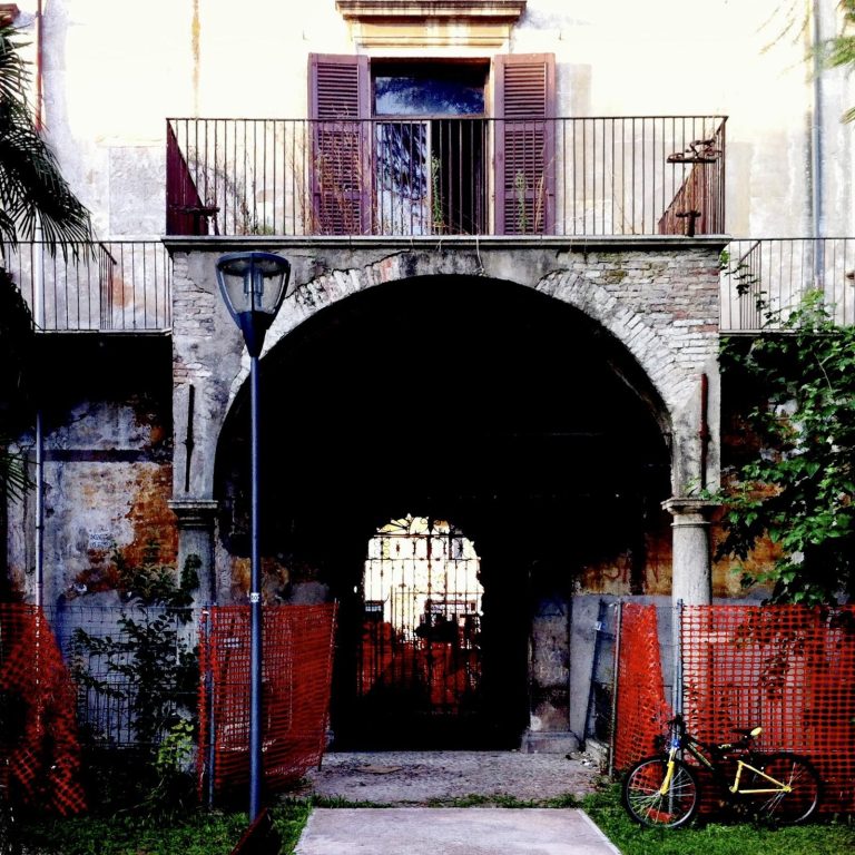 Palazzo Bocca Trezza: A Renaissance Palace and Textile-Production Complex in Verona