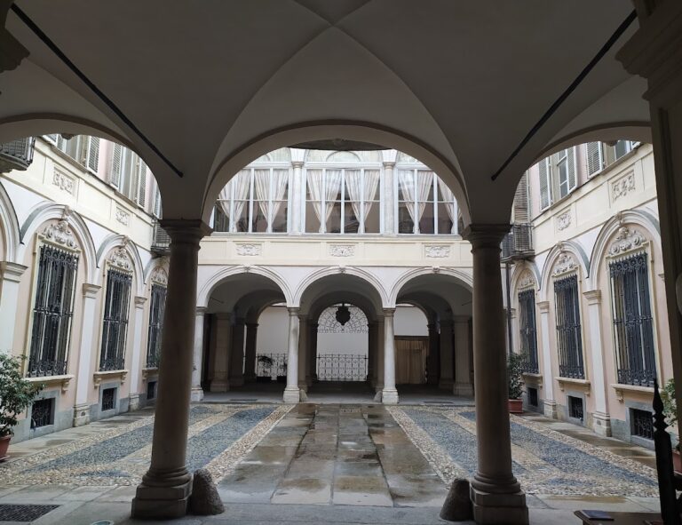 Palazzo Biandrate Aldobrandino di San Giorgio: A Historic Savoy Residence in Turin