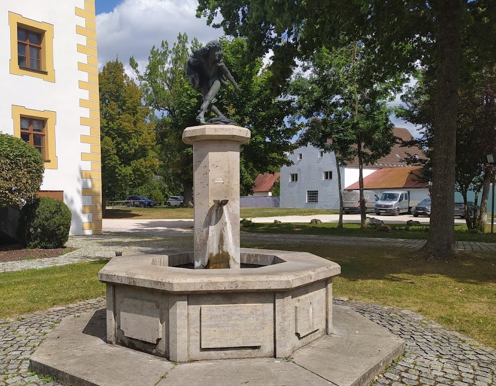 Oberes Schloss (Schmidmühlen): A Historic Castle and Town Hall in Germany 2 Oberes Schloss (Schmidmühlen)