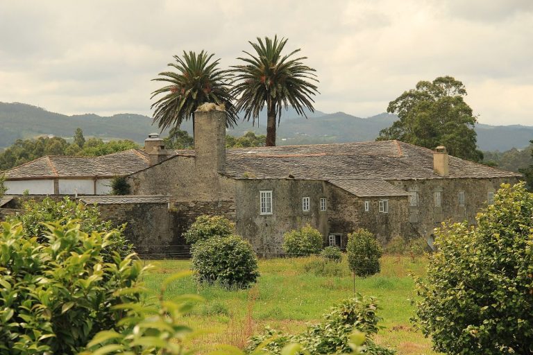 Palacio de Campos: A Historic Seigneurial Palace in Asturias