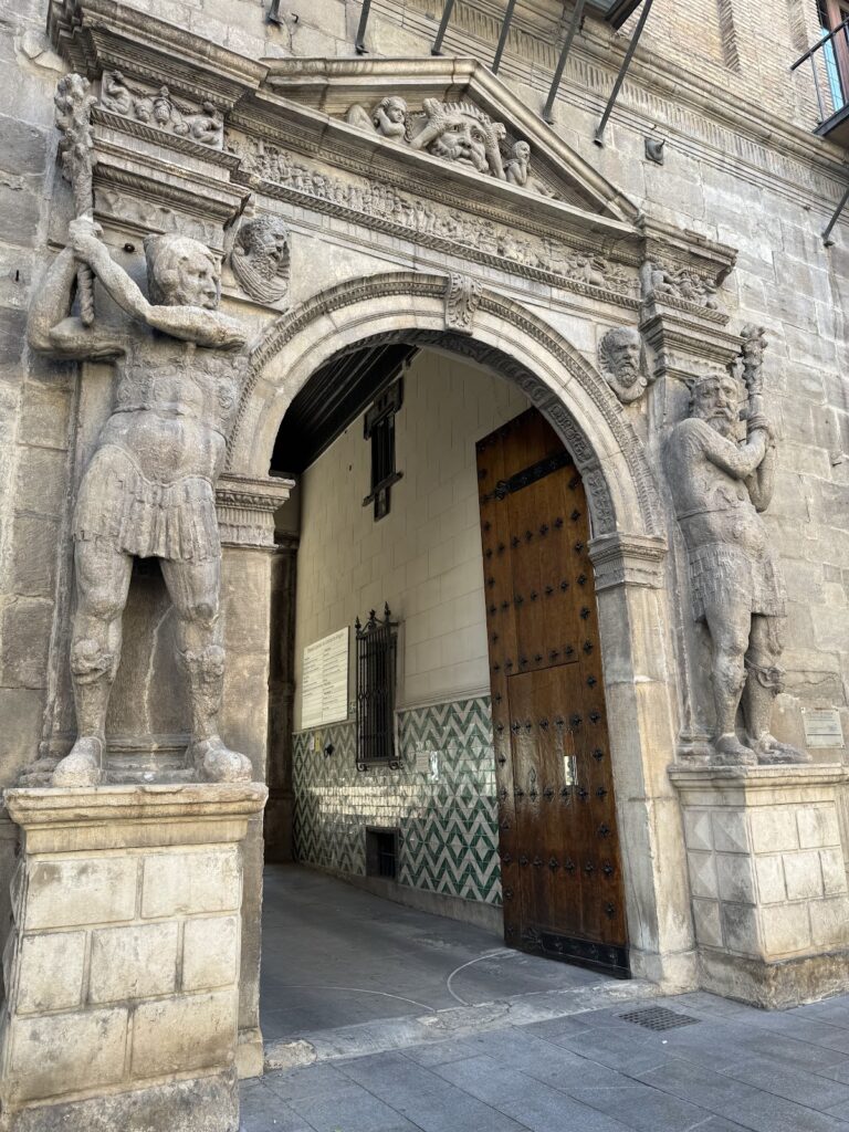 Palacio de los Luna: A Renaissance Aristocratic Palace in Zaragoza