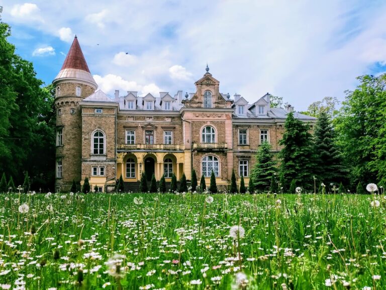 Palace in Łopuszno: A Historicist Family Residence in Poland