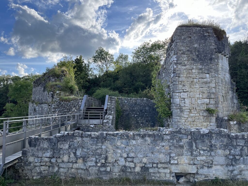 Crèvecœur Castle