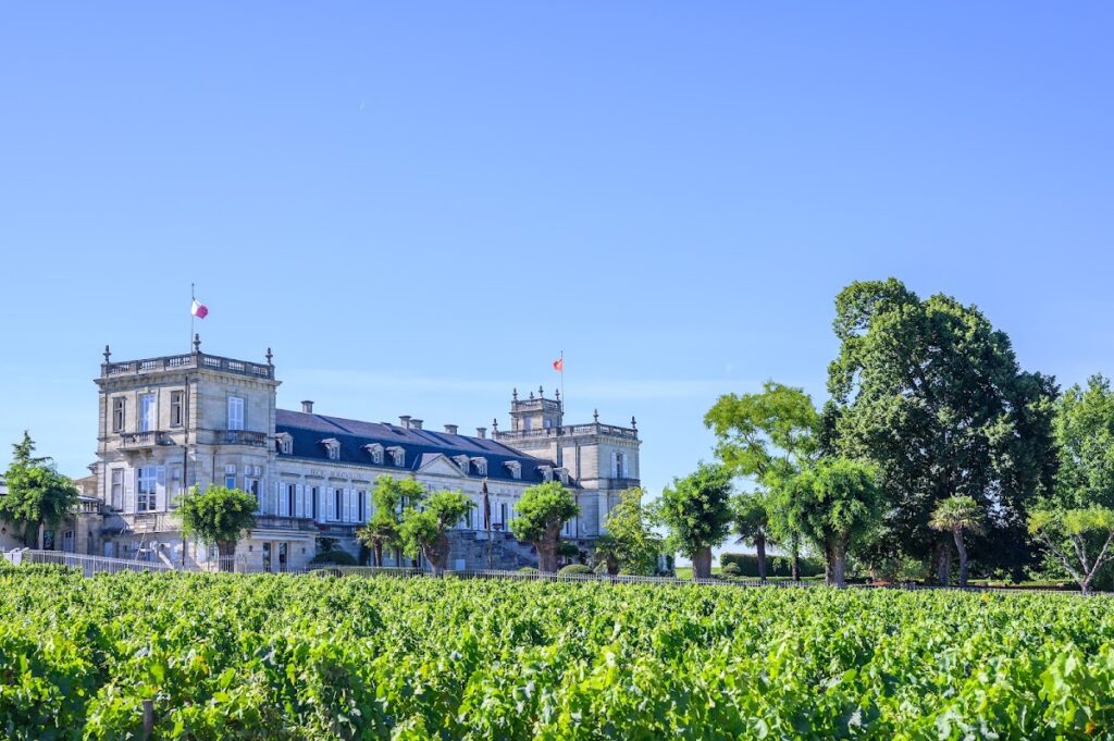 Château Ducru-Beaucaillou: A Historic Bordeaux Wine Estate 1 Château Ducru-Beaucaillou