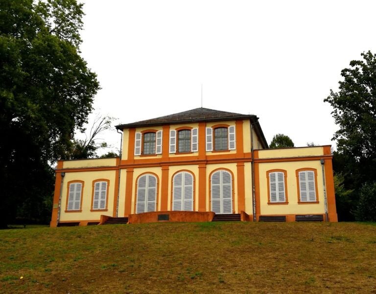Prinz-Emil-Schlösschen: A Garden Palais and Community House in Darmstadt