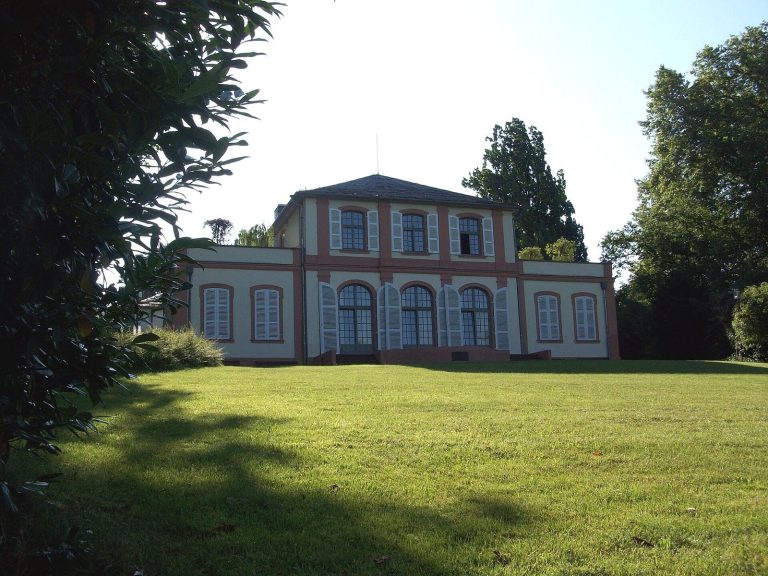 Prinz-Emil-Schlösschen: A Garden Palais and Community House in Darmstadt