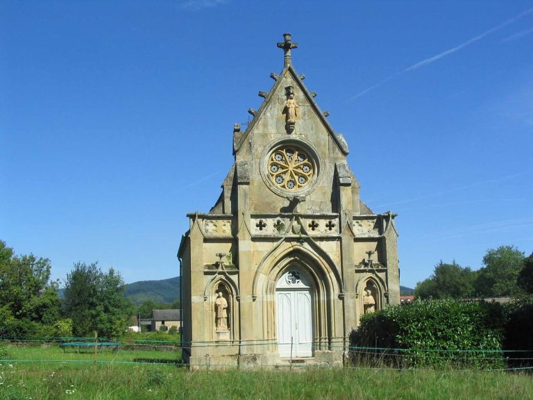 Château d’Ettevaux: A Historic Estate in Poil, France