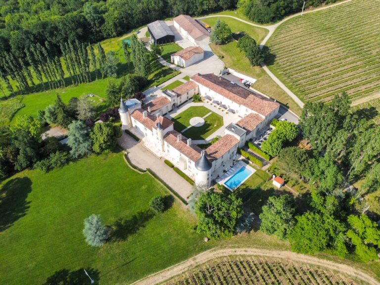 Château Malromé: 16th‑Century Château and Vineyard in Saint‑André‑du‑Bois