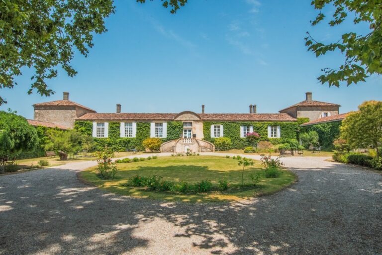 Château d’Arche: A Historic Sauternes Wine Estate